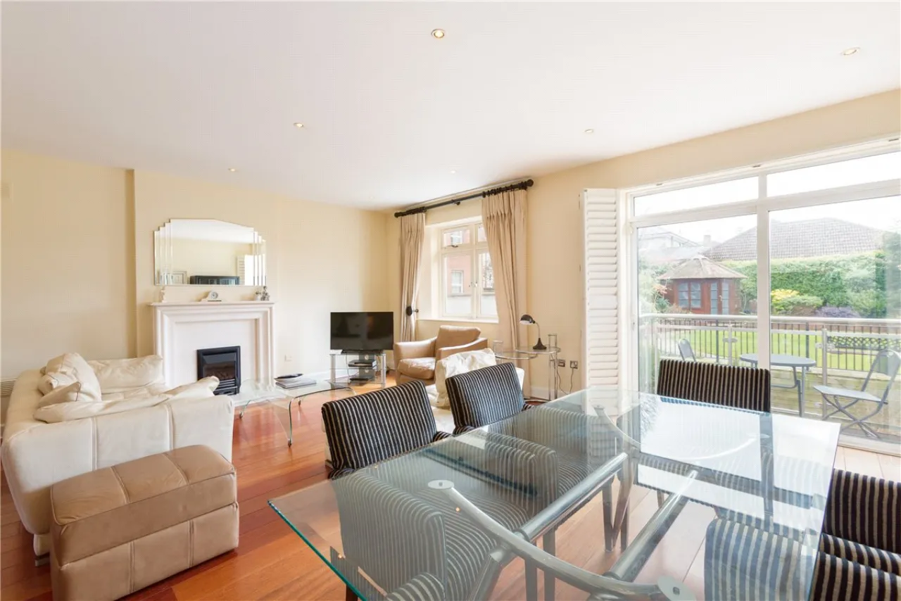 Photo of 2 Kings Villa, 55 Monkstown Road, Co. Dublin, A94 X621