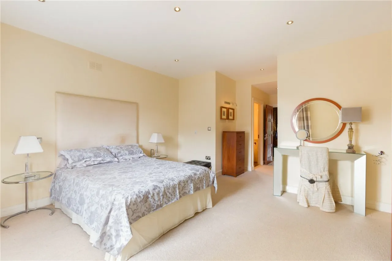 Photo of 2 Kings Villa, 55 Monkstown Road, Co. Dublin, A94 X621