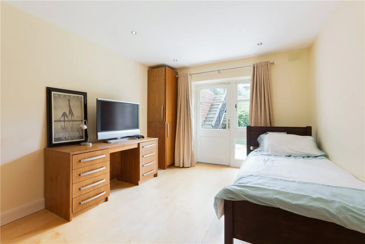 Photo of 2 Kings Villa, 55 Monkstown Road, Co. Dublin, A94 X621