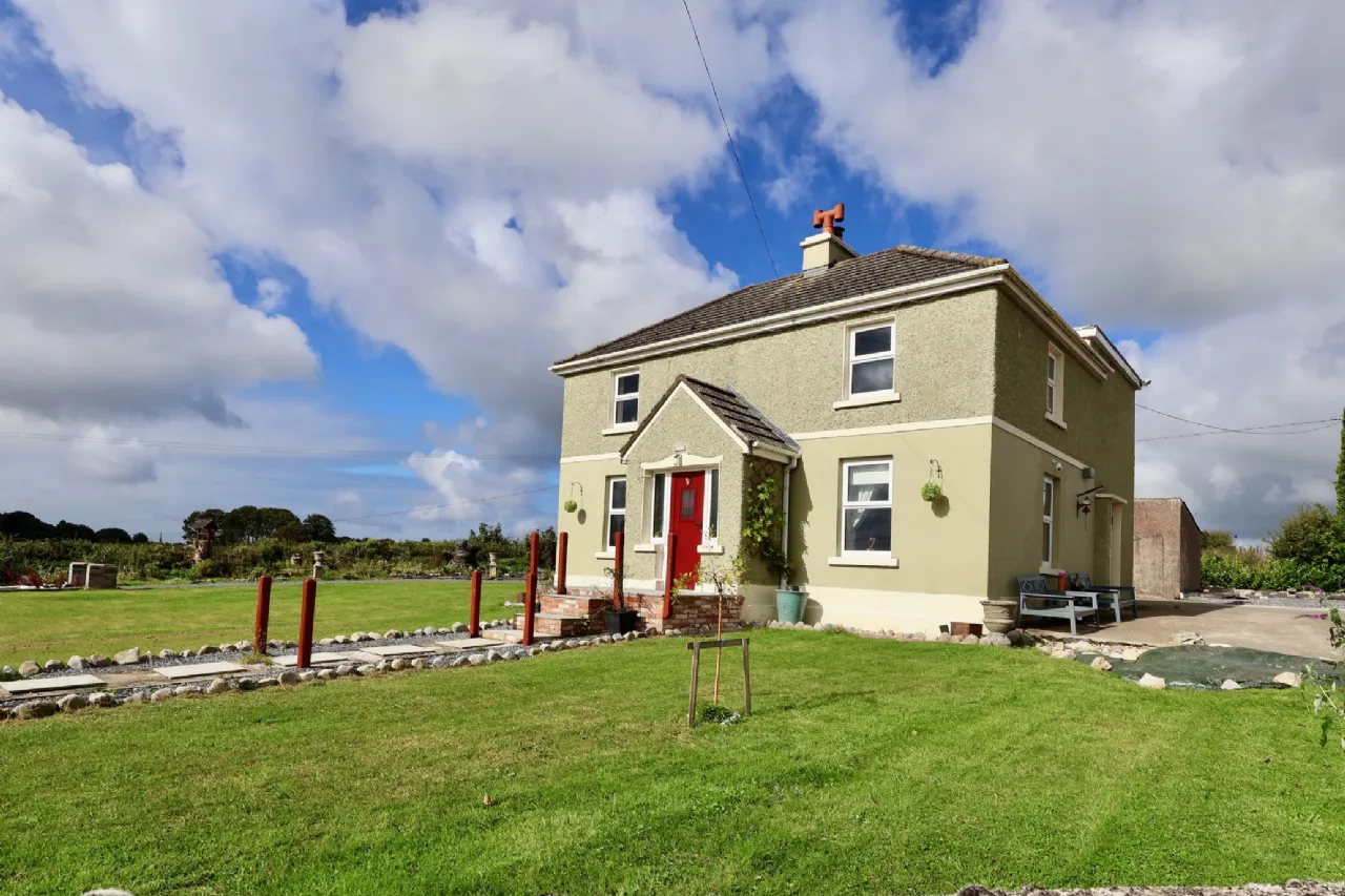 Photo of Skyvalley, Taughmaconnell, Ballinasloe, Co Roscommon, H53 FA49