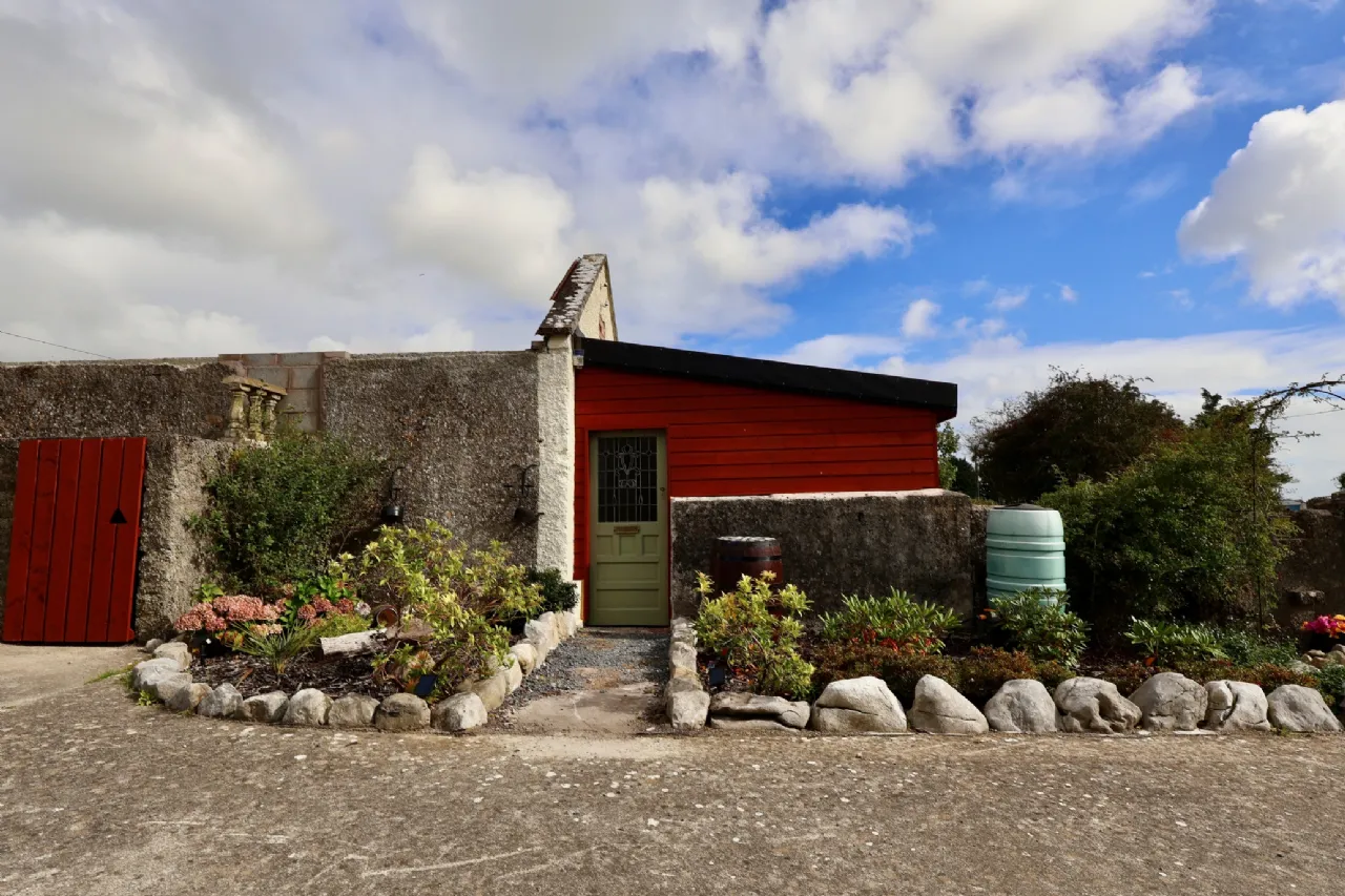Photo of Skyvalley, Taughmaconnell, Ballinasloe, Co Roscommon, H53 FA49