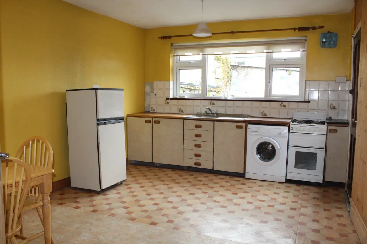 Photo of 6 High Street,, Bagenalstown,, Co. Carlow, R21X628