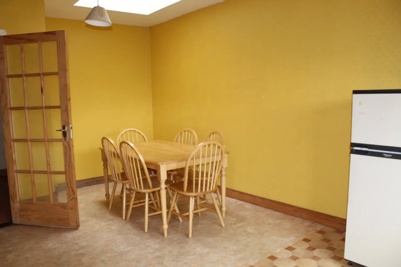 Photo of 6 High Street,, Bagenalstown,, Co. Carlow, R21X628