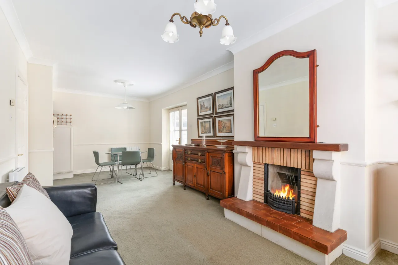 Photo of 19 Temple Court, Hogan Place, Dublin 2, D02 EP68