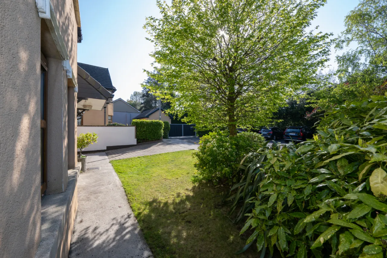 Photo of 2 Monfield, Garryduff, Rochestown, Cork, T12 D5YP