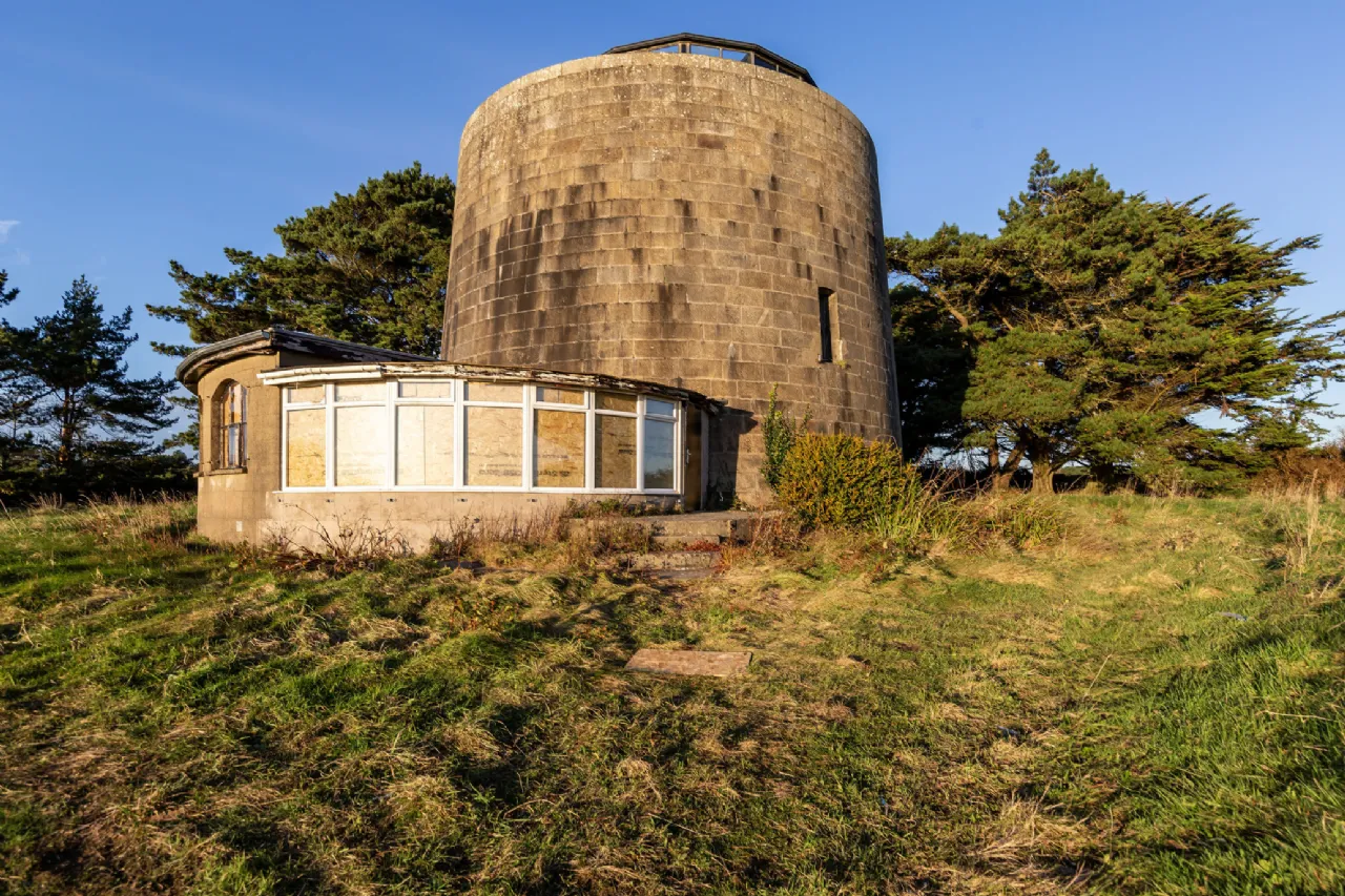 Photo of The Round Tower, Duncannon, Co. Wexford, Y34N765