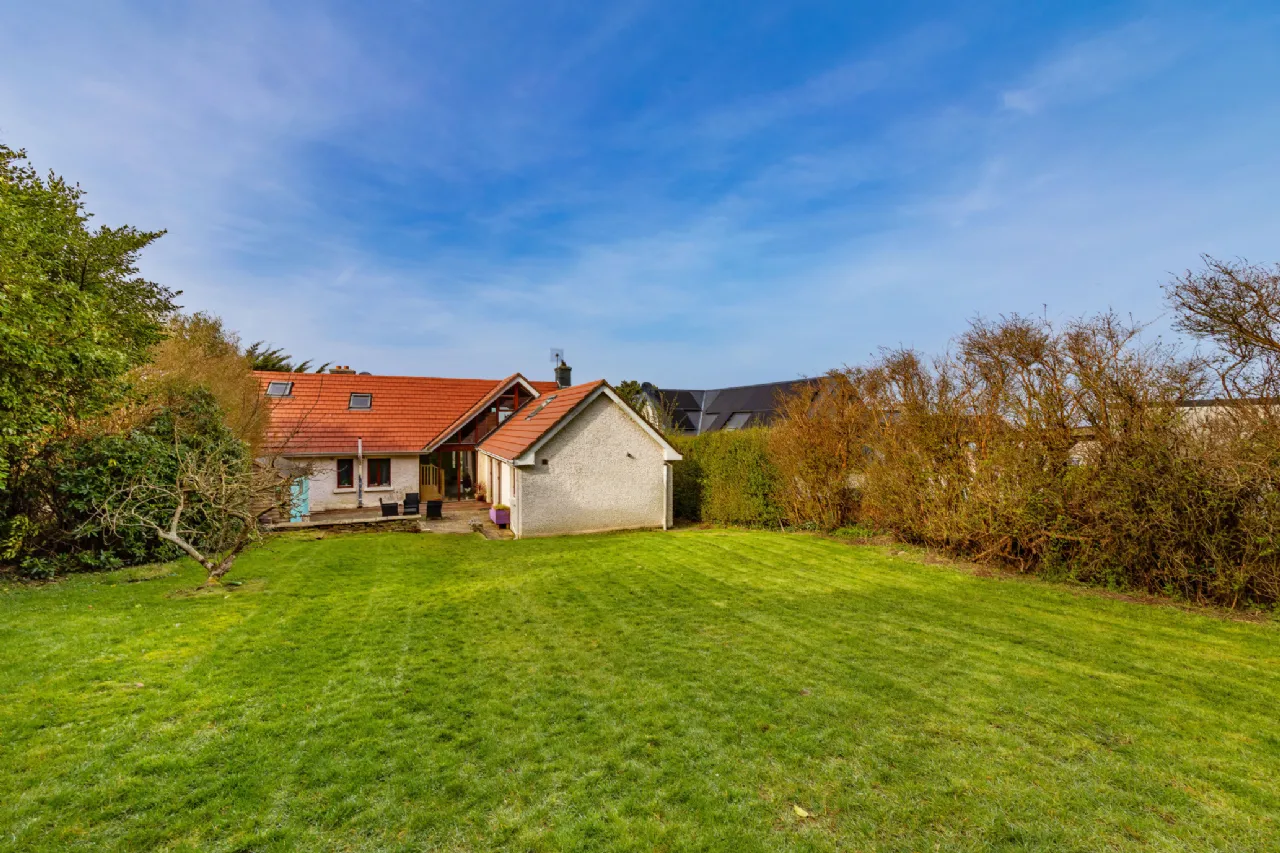 Photo of Tupelo, Thormanby Road, Howth, Co Dublin, D13 RK00