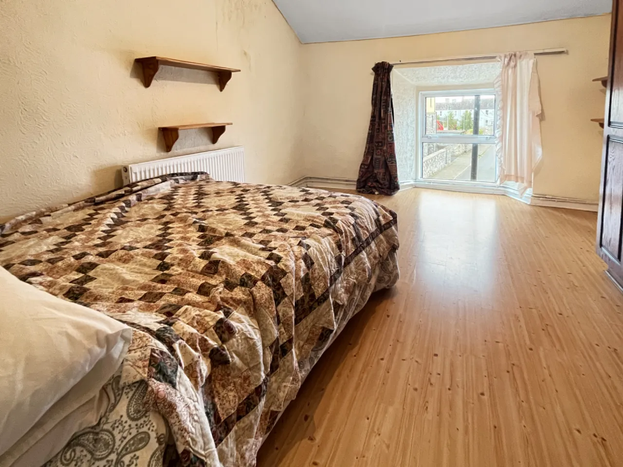 Photo of Molly Ban's, Main Street, Borrisokane, Co. Tipperary