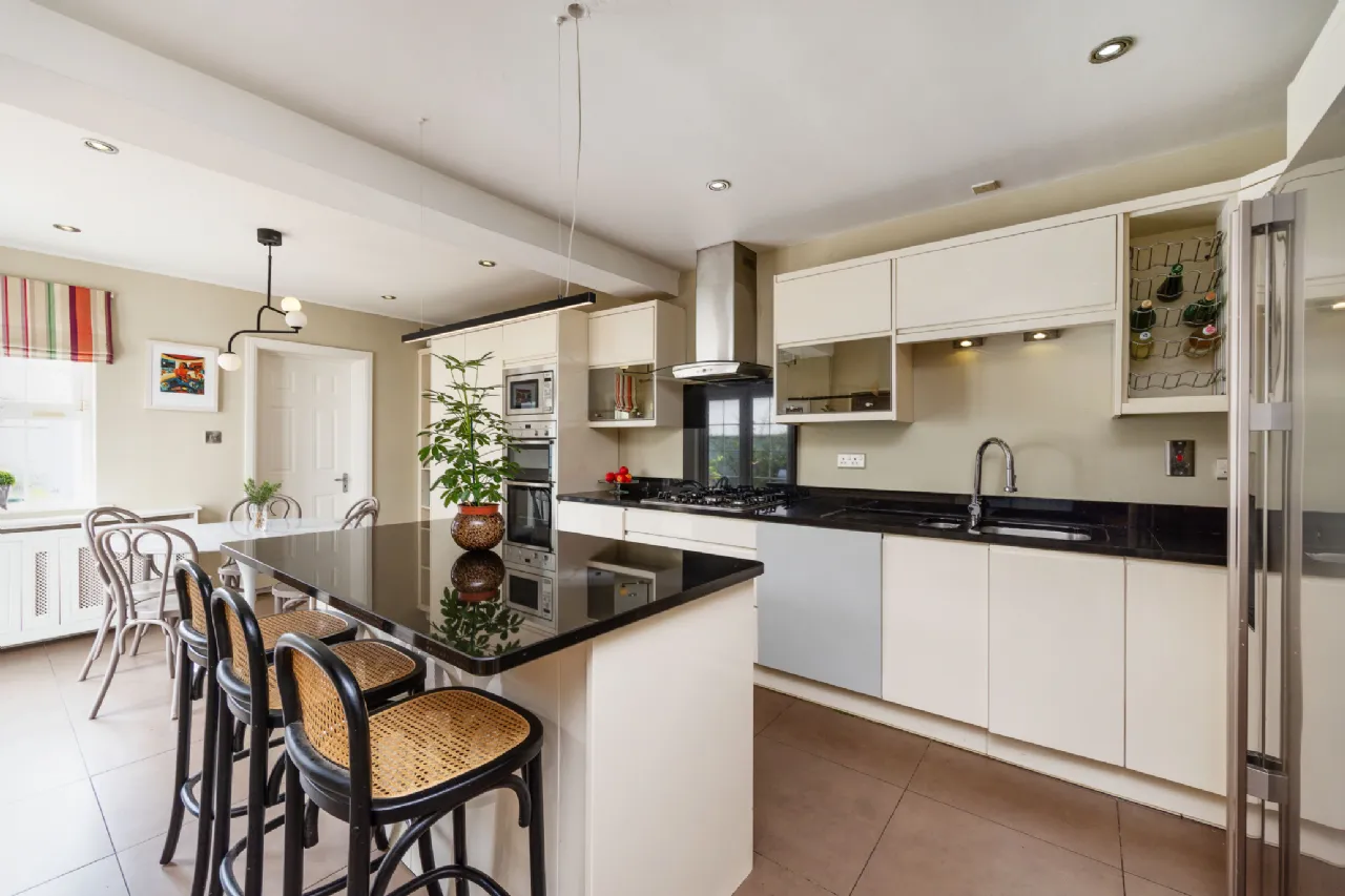 Photo of 50 Seacourt, Clontarf, Dublin 3, D03 K002