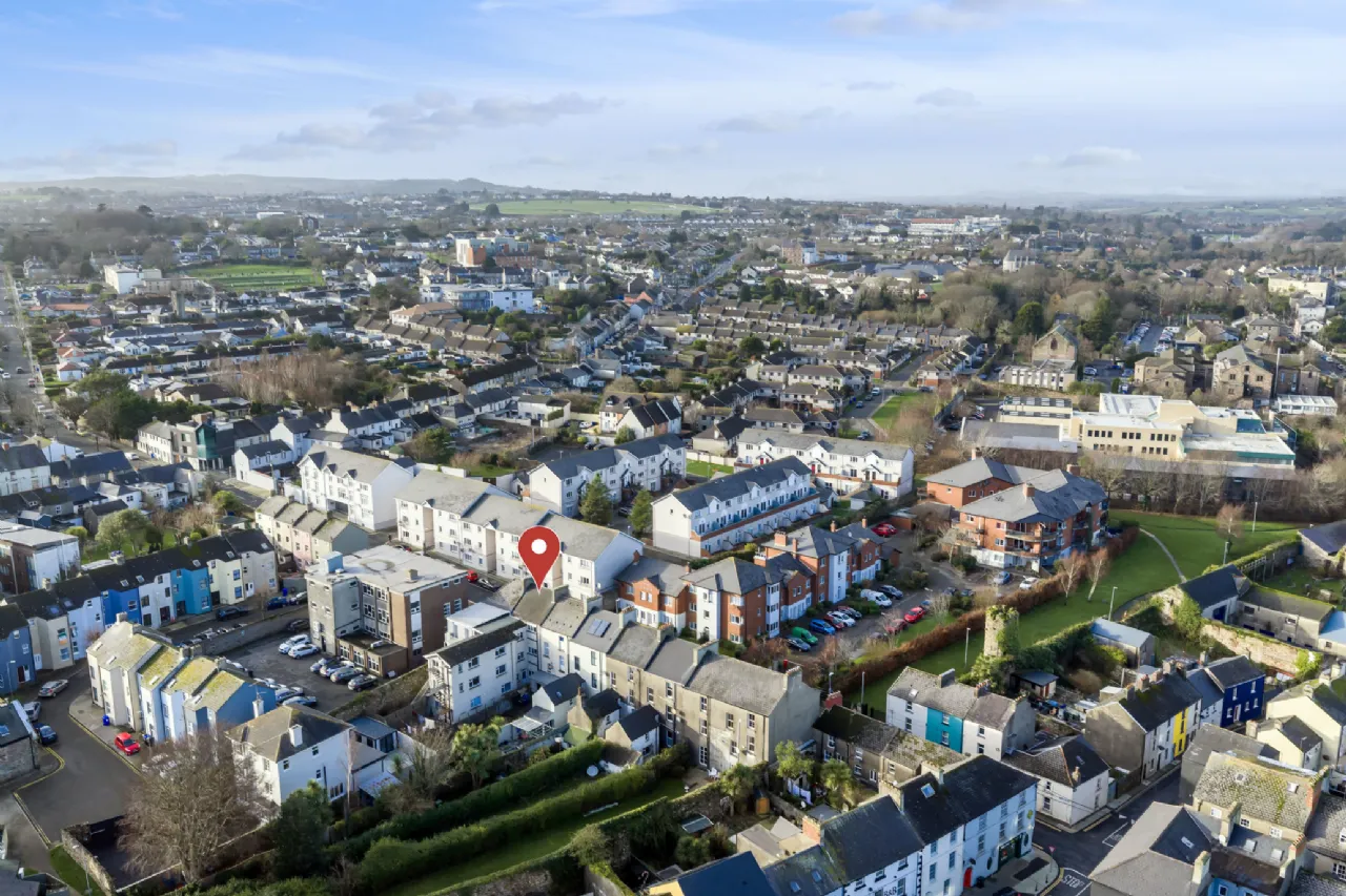Photo of SIX RENTAL UNITS, 18 Upper George Street, Wexford Town, Wexford, Y35FD73