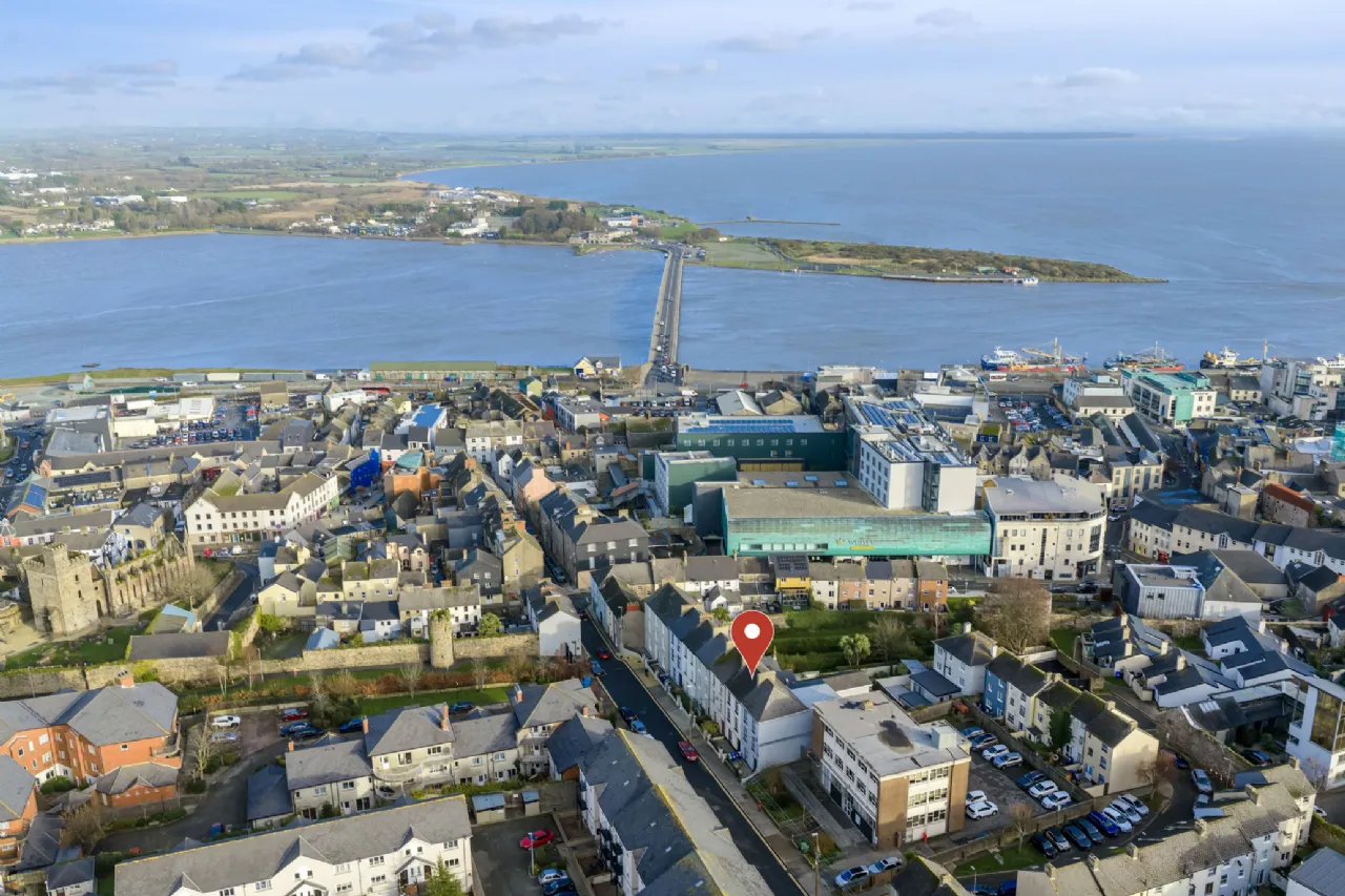 Photo of SIX RENTAL UNITS, 18 Upper George Street, Wexford Town, Wexford, Y35FD73