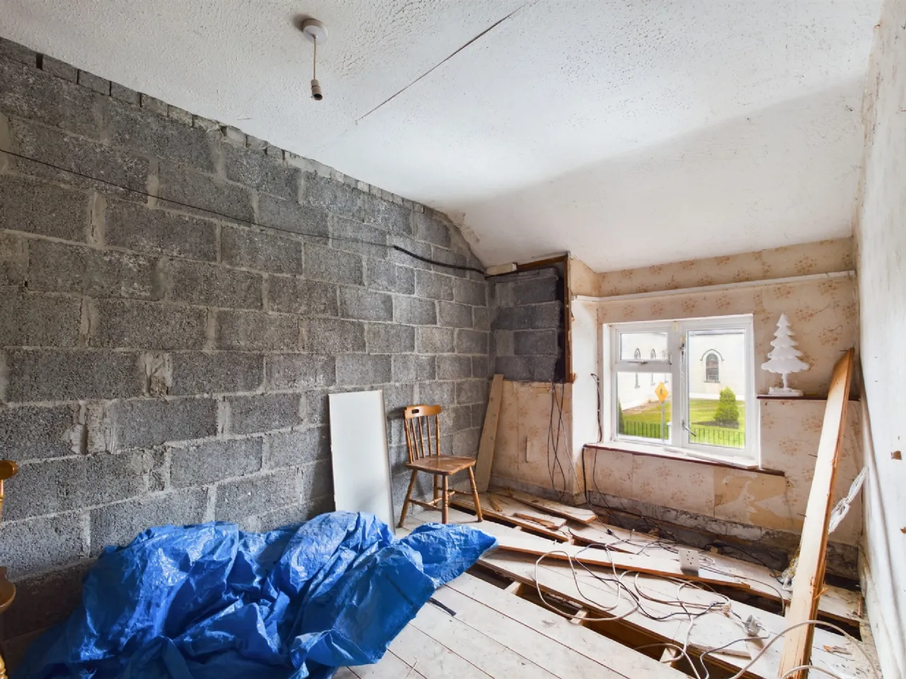 Photo of Nearby Convenience Store, Two-Mile Borris, Thurles, Co. Tipperary, E41 NP20
