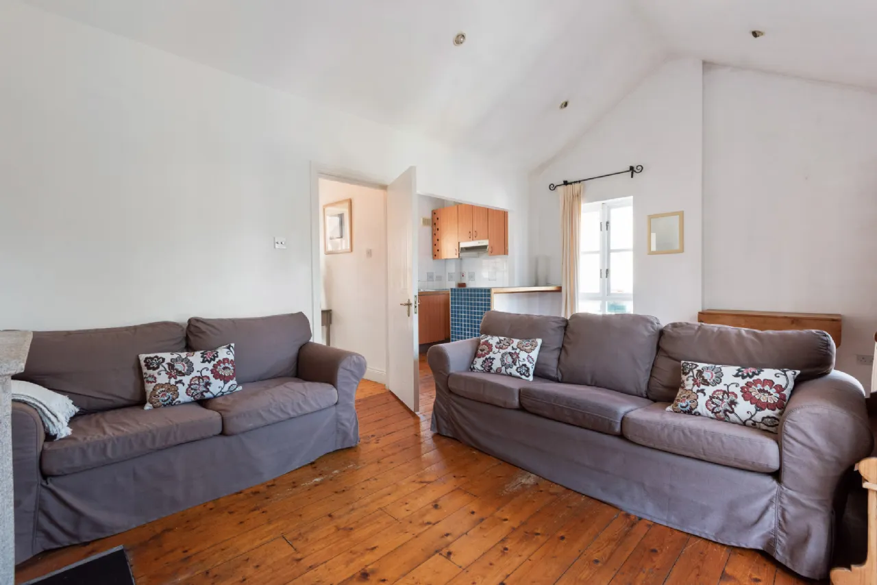 Photo of 32 Haddington Square, Haddington Road, Ballsbridge, Dublin 4, D04 C2V3