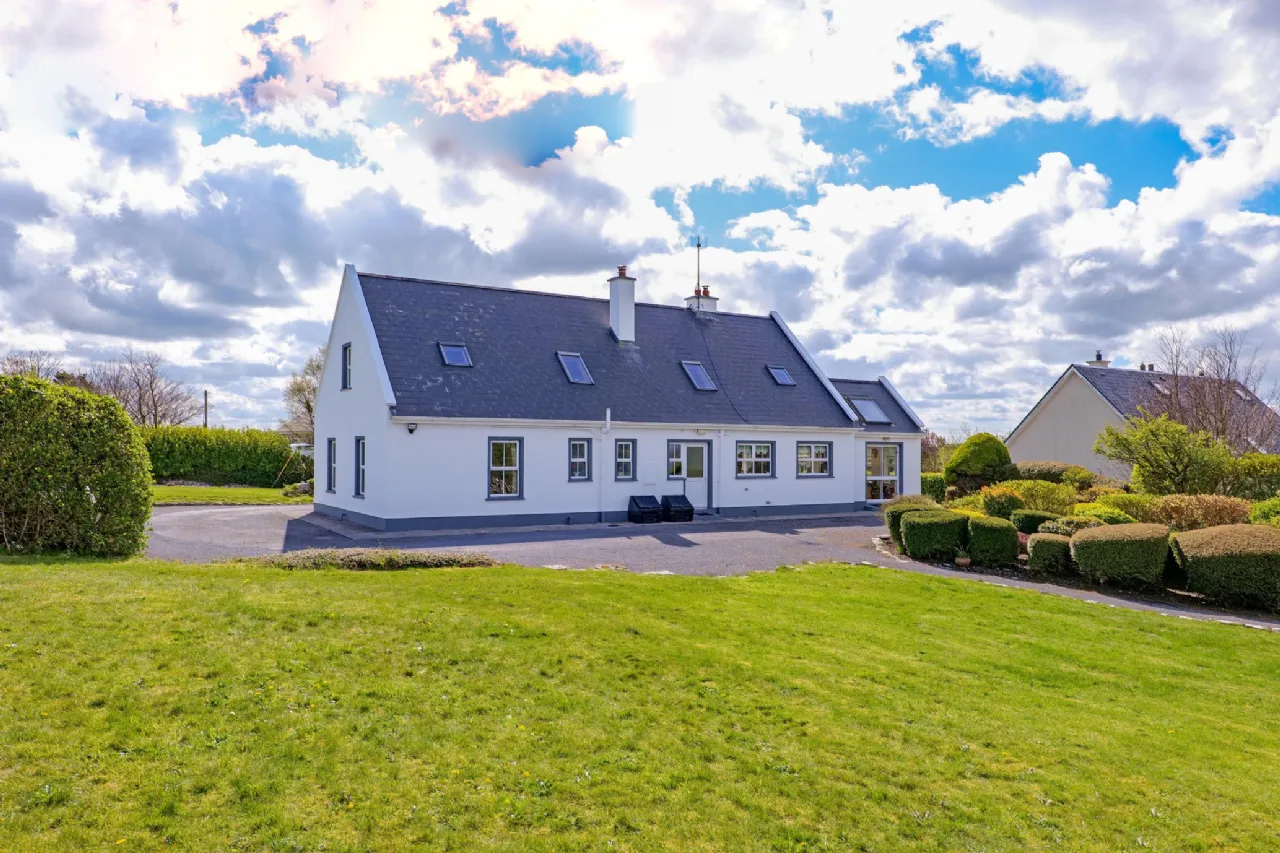 Photo of Moy Road, Kinvara, Co. Galway, H91 H3V5