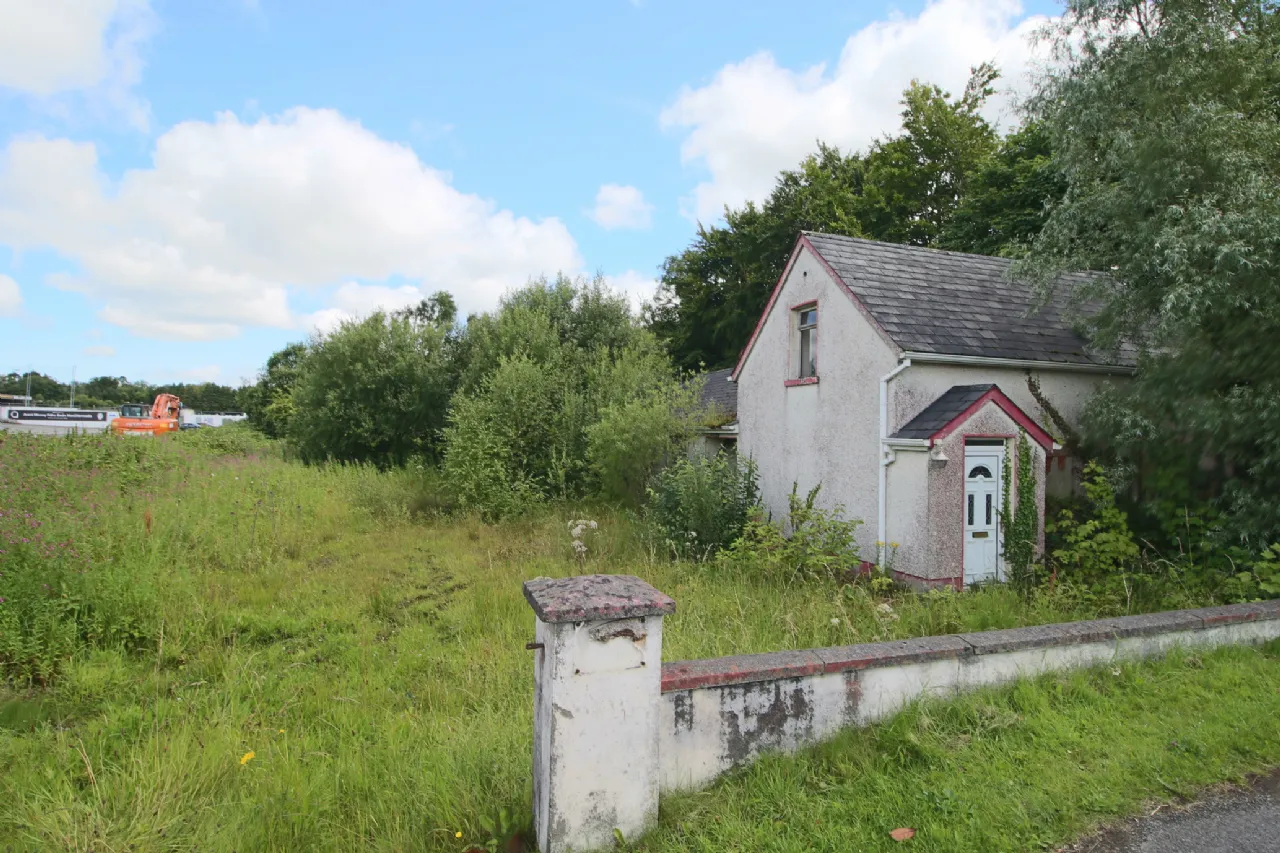 Photo of Dublin Road, Attifinlay, Carrick-On-Shannon, Co. Leitrim, N41 AF51