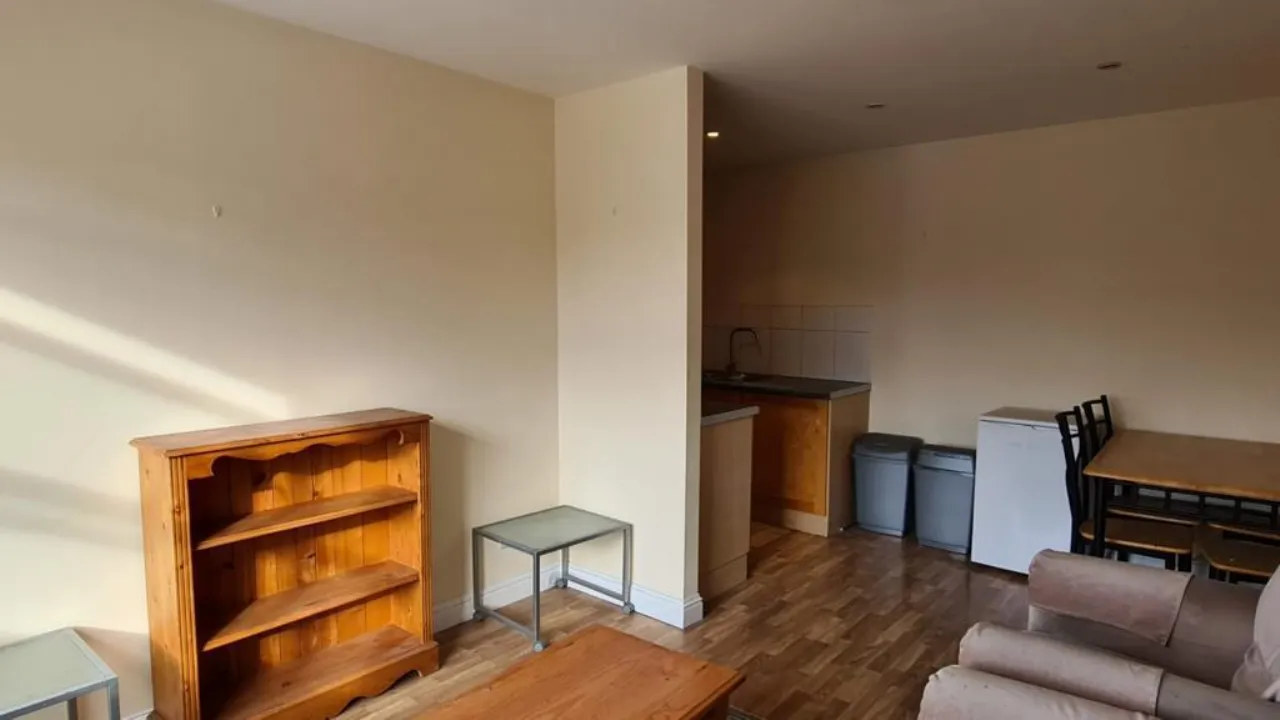 Photo of 1 Suirside, 5 Lower Liberty Square,, Thurles,, Co. Tipperary, E41 YH36