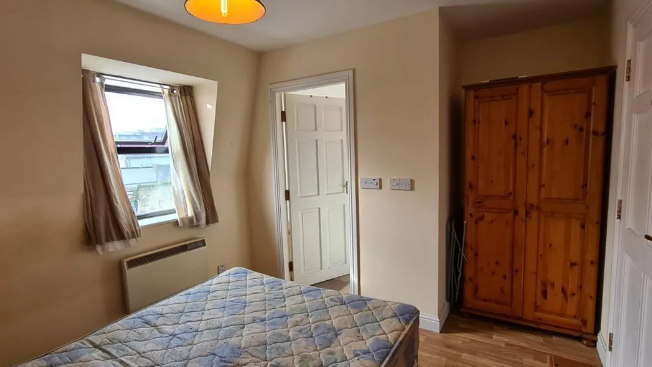 Photo of 1 Suirside, 5 Lower Liberty Square,, Thurles,, Co. Tipperary, E41 YH36