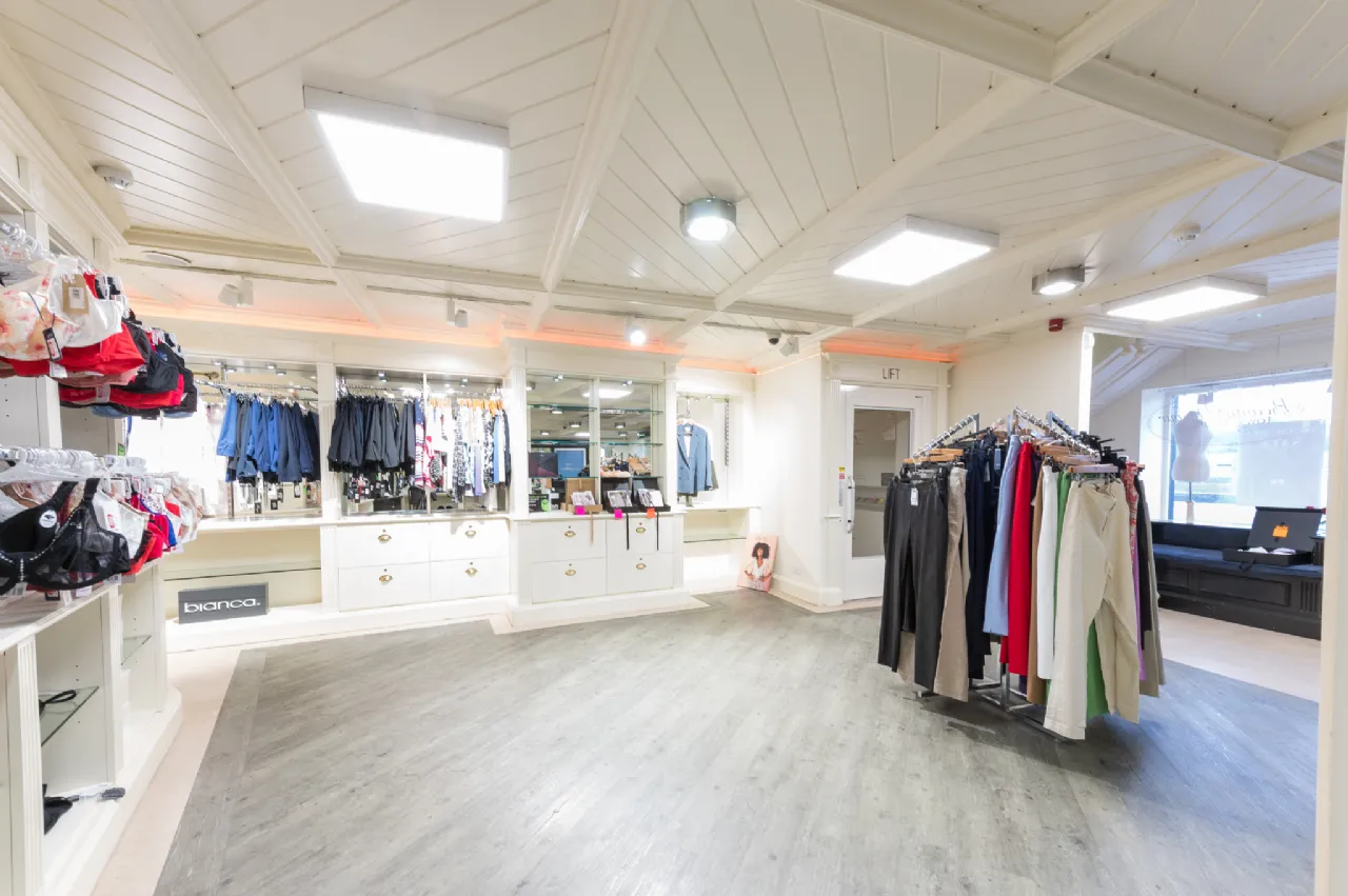 Photo of Town & Country Mercantile, 5 The Quay, New Ross, Co. Wexford, Y34 AH33