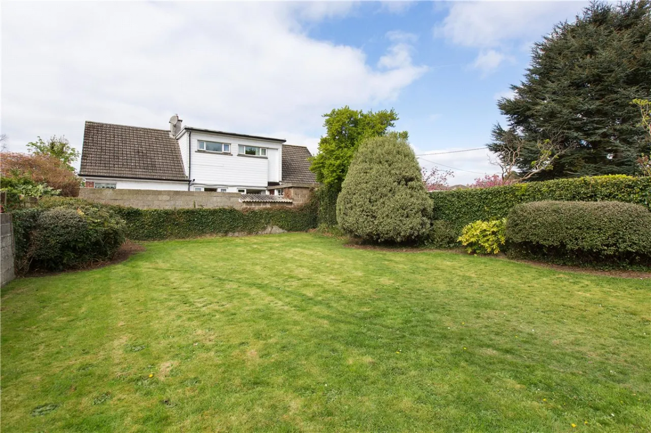 Photo of 32 Redesdale Road, Mount Merrion, Co. Dublin