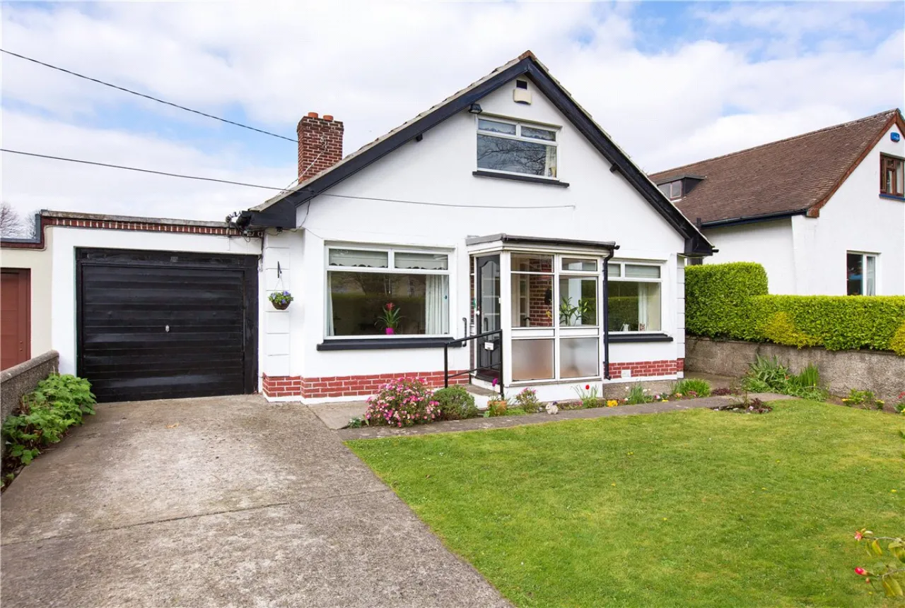 Photo of 32 Redesdale Road, Mount Merrion, Co. Dublin