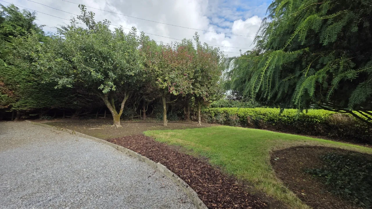 Photo of Chez Nous, Palmershill, Cashel, Co Tipperary, E25WK26