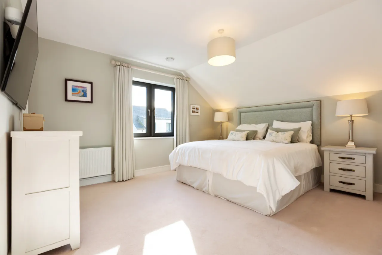 Photo of 7 Struan Glen, Enniskerry Road, Kilternan, Dublin 18, D18 EF84