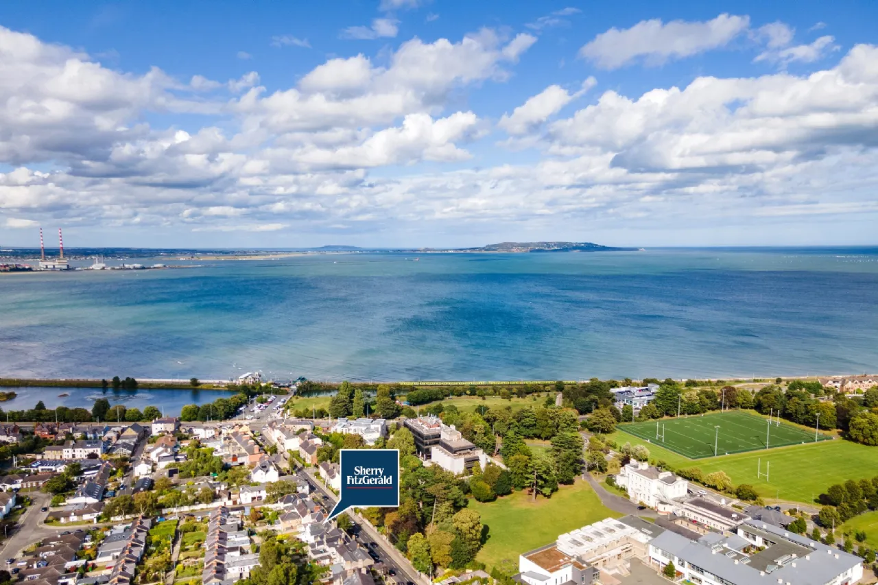 Photo of 35 Booterstown Avenue, Booterstown, Co. Dublin, A94 X2P9