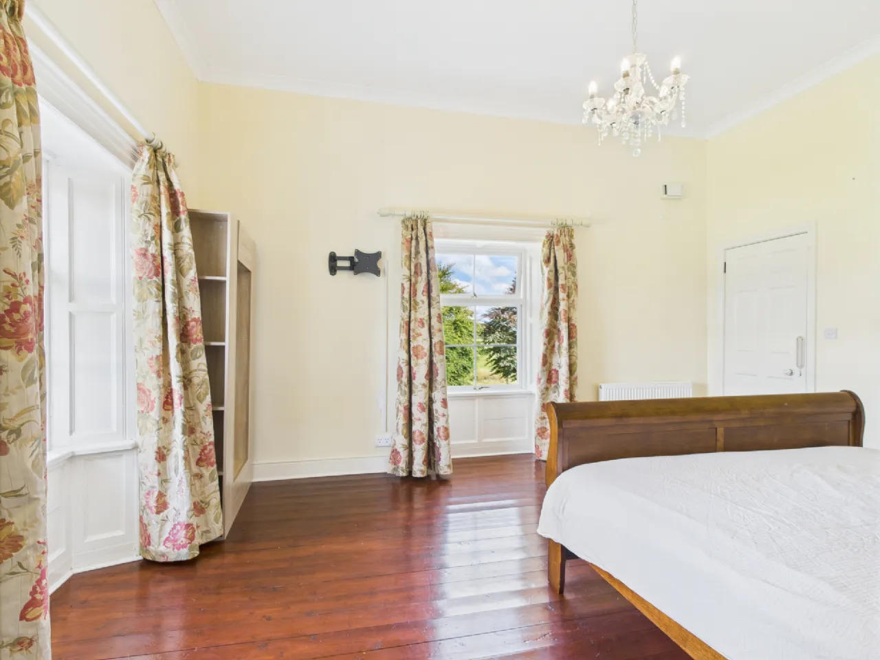 Photo of Woodville House On C. 38 Acres, Woodville, Templemore, Co. Tipperary, E41 CA40