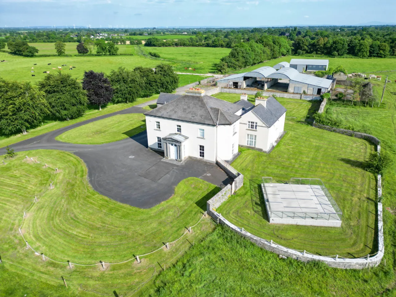Photo of Woodville House On C. 38 Acres, Woodville, Templemore, Co. Tipperary, E41 CA40