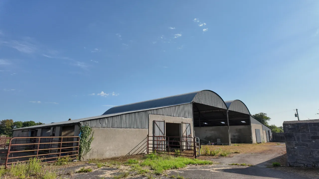Photo of Woodville House On C. 38 Acres, Woodville, Templemore, Co. Tipperary, E41 CA40