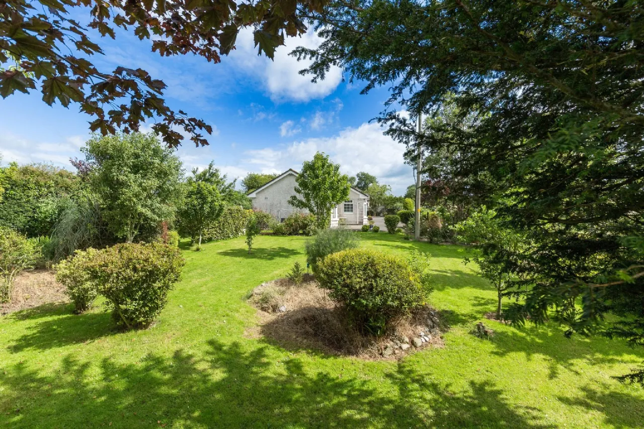 Photo of Yew Tree House, Commons North, Suncroft, The Curragh, Co. Kildare, R56 FX45