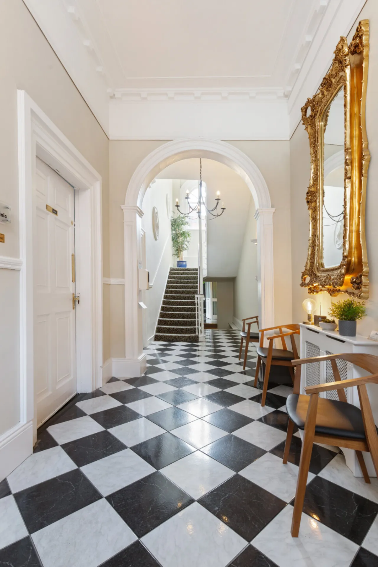 Photo of 7 Upper Pembroke Street, Dublin 2, D02 T681