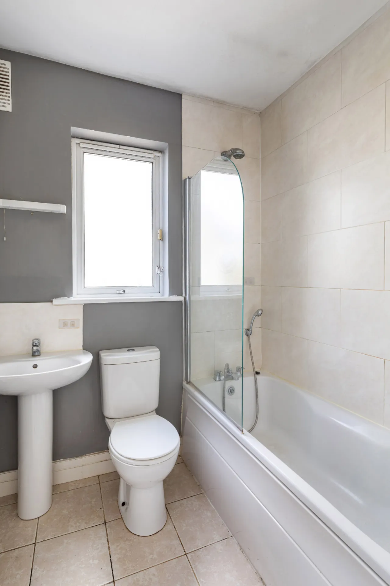 Photo of 8 Latchford Green, Clonee, Dublin 15, D15 X3H7