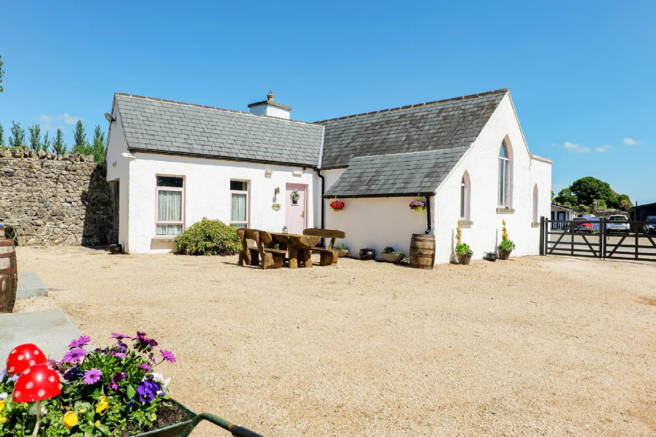 Photo of Whispering Willow, Brooklodge Demesne, Ballyglunin, Co. Galway, H54 XC86