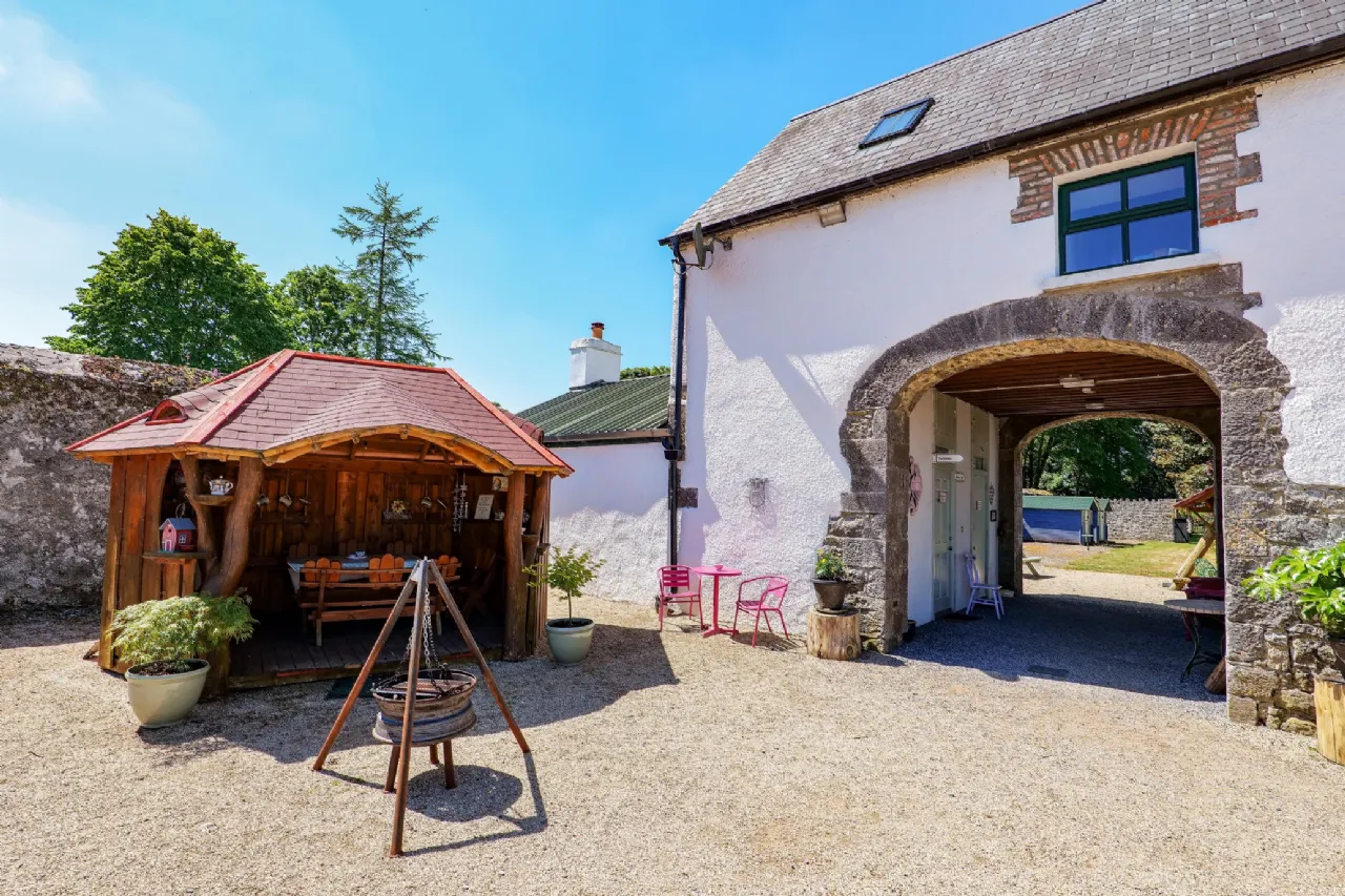Photo of Whispering Willow, Brooklodge Demesne, Ballyglunin, Co. Galway, H54 XC86