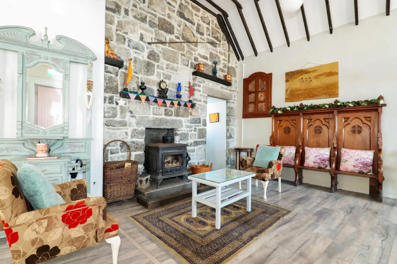 Photo of Whispering Willow, Brooklodge Demesne, Ballyglunin, Co. Galway, H54 XC86