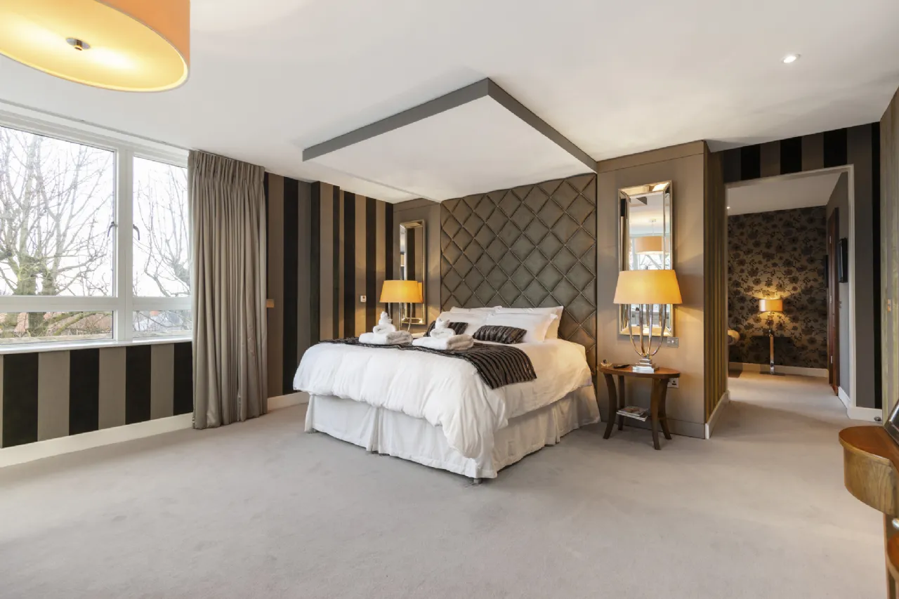 Photo of Penthouse, 70/80 Shrewsbury Square,, Ballsbridge, Dublin 4, D04 HH02