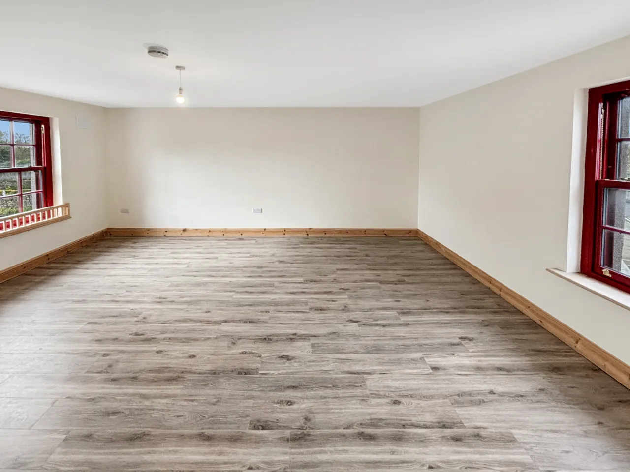 Photo of Mill Street, Borrisokane, Co. Tipperary, E45 YK64