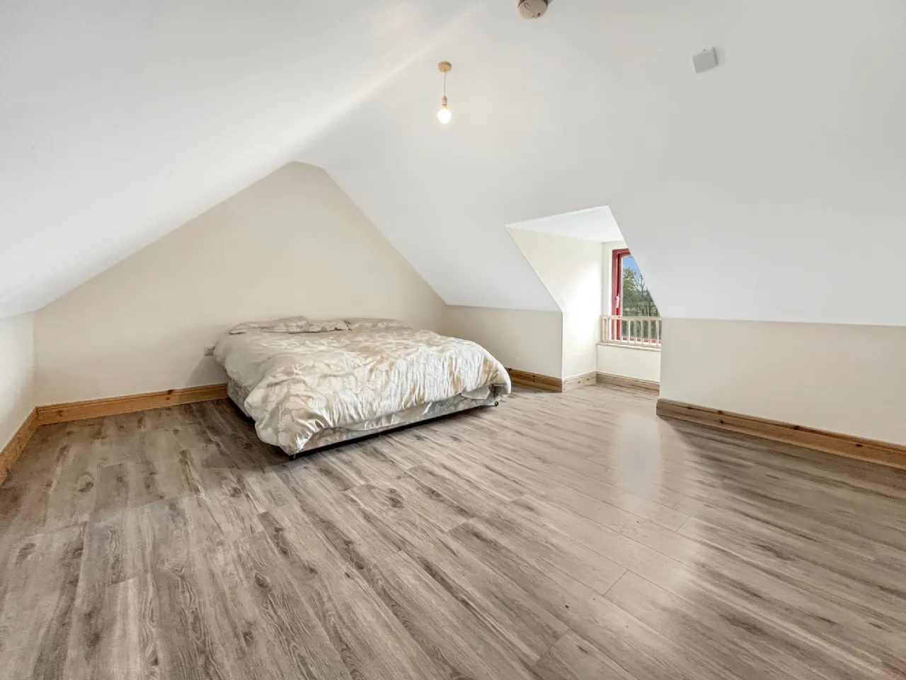 Photo of Mill Street, Borrisokane, Co. Tipperary, E45 YK64