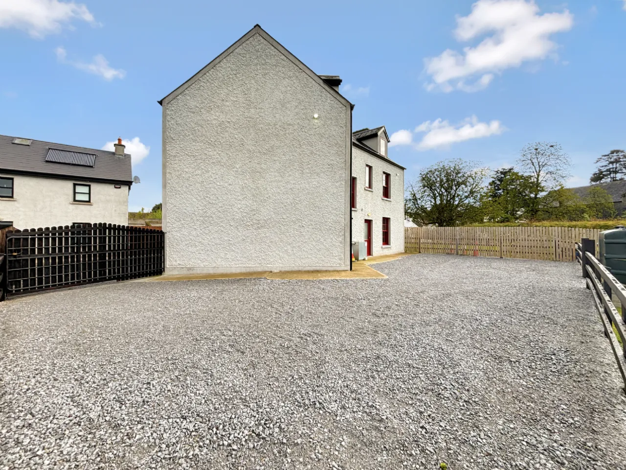 Photo of Mill Street, Borrisokane, Co. Tipperary, E45 YK64