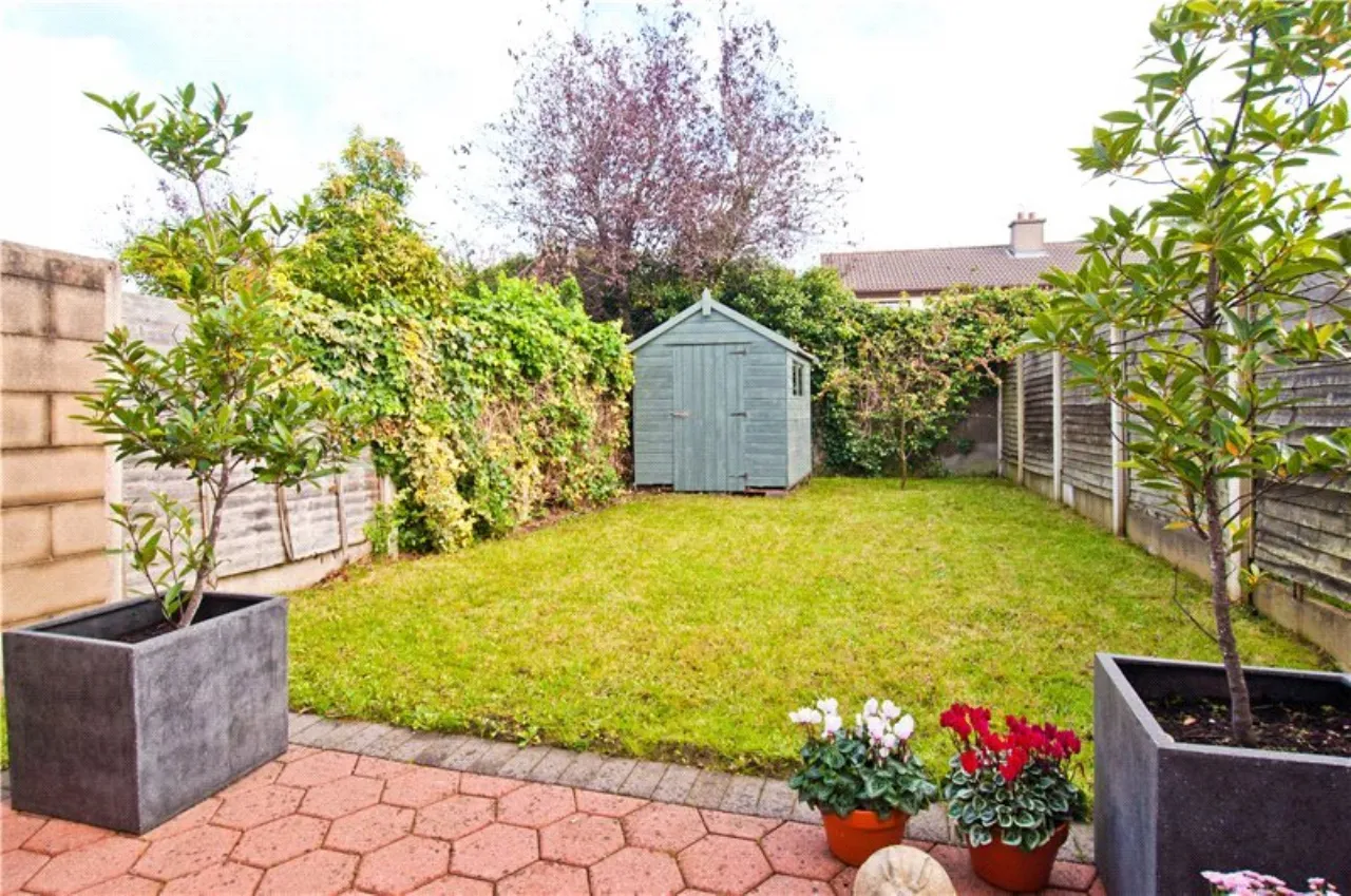 Photo of 16 Stradbrook Hall, Blackrock, Co Dublin