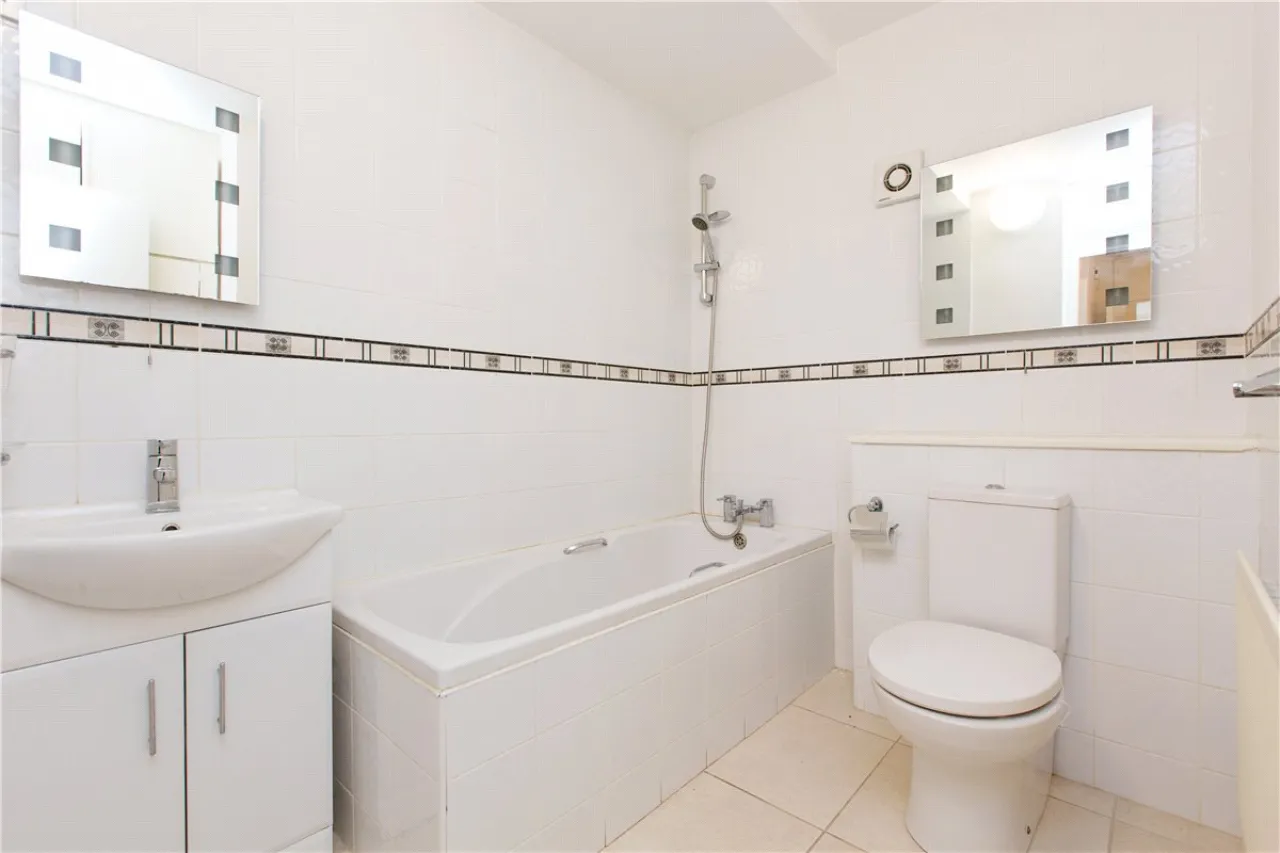 Photo of 17 Fortwilliam, Mount Merrion Avenue, Blackrock, Co Dublin