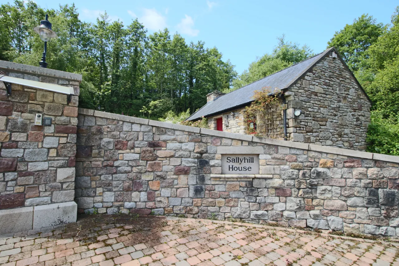 Photo of Sally Hill House, Lavagh, Rooskey, Co. Roscommon, N41 YY07