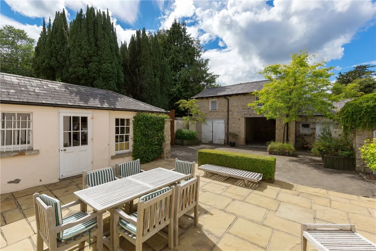 Photo of Redwood, Avoca Avenue, Blackrock, Co. Dublin, A94 C8D3