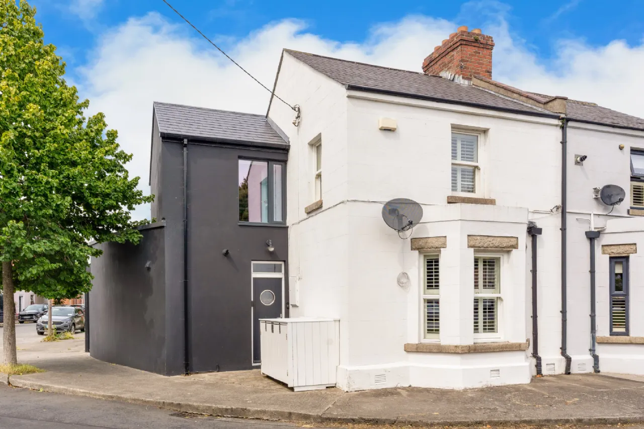 Photo of 1 Seaview, Pembroke Street, Irishtown, Dublin 4, D04 V2R3