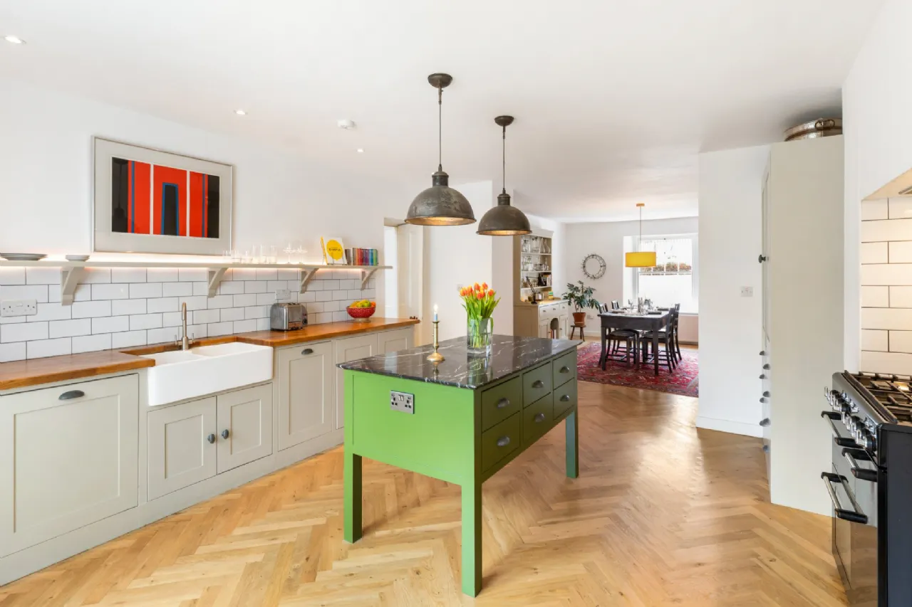 Photo of 17 Lower Prince Edward Terrace, Carysfort Avenue, Blackrock, Co Dublin, A94 K6R9