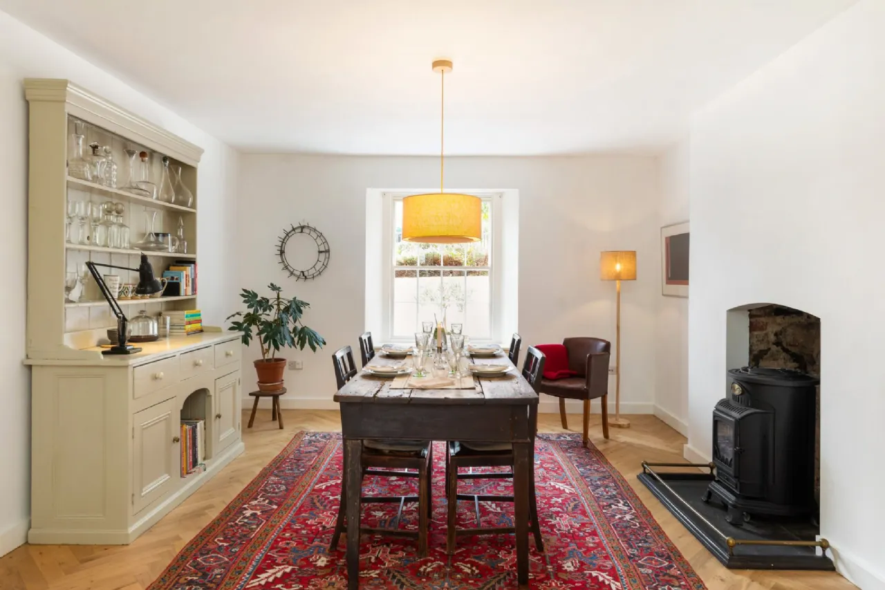 Photo of 17 Lower Prince Edward Terrace, Carysfort Avenue, Blackrock, Co Dublin, A94 K6R9