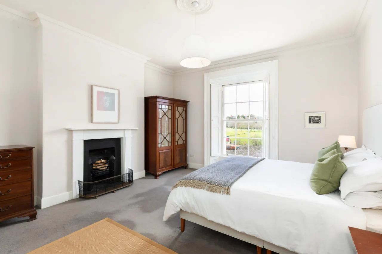 Photo of 17 Lower Prince Edward Terrace, Carysfort Avenue, Blackrock, Co Dublin, A94 K6R9