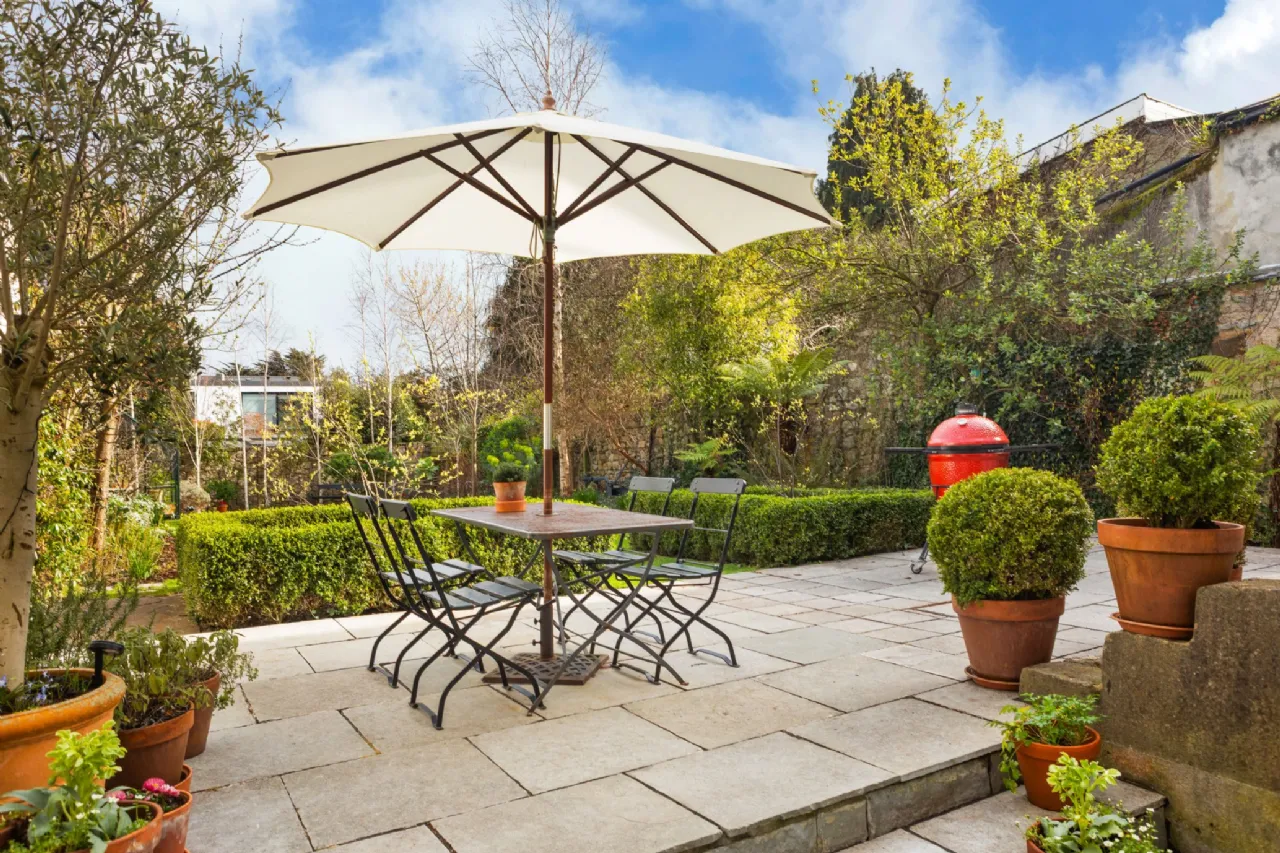 Photo of 17 Lower Prince Edward Terrace, Carysfort Avenue, Blackrock, Co Dublin, A94 K6R9