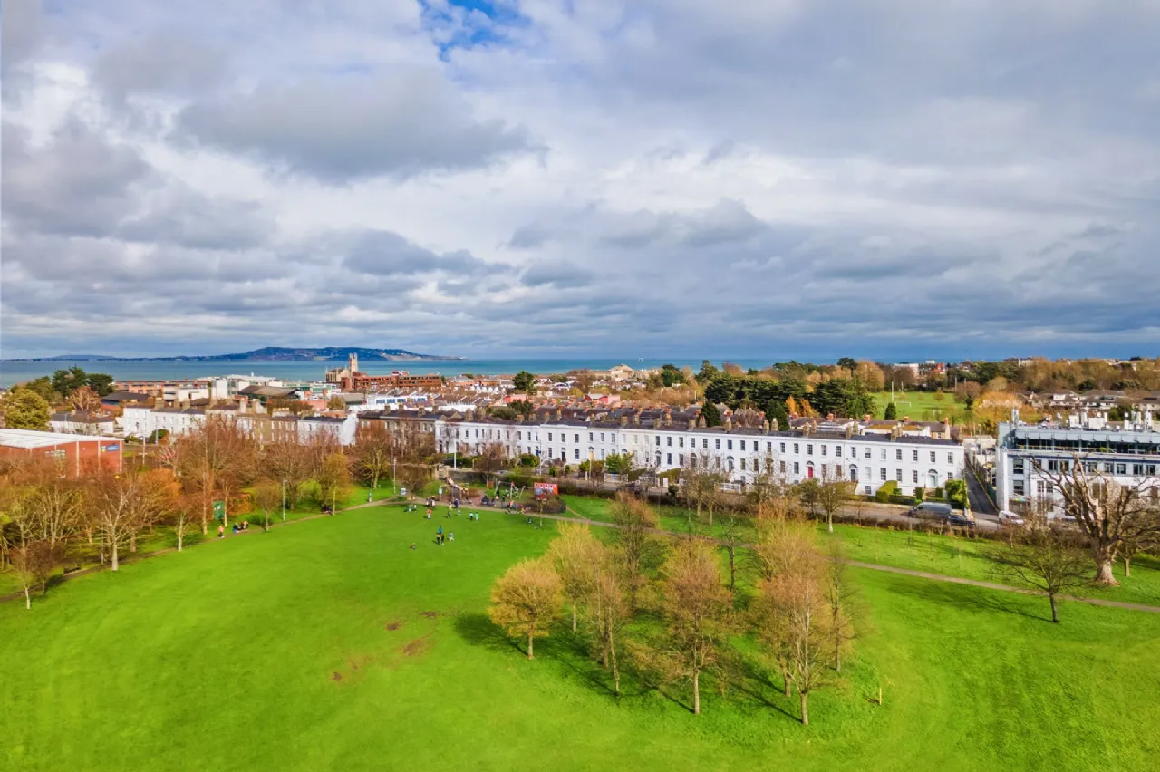 Photo of 17 Lower Prince Edward Terrace, Carysfort Avenue, Blackrock, Co Dublin, A94 K6R9